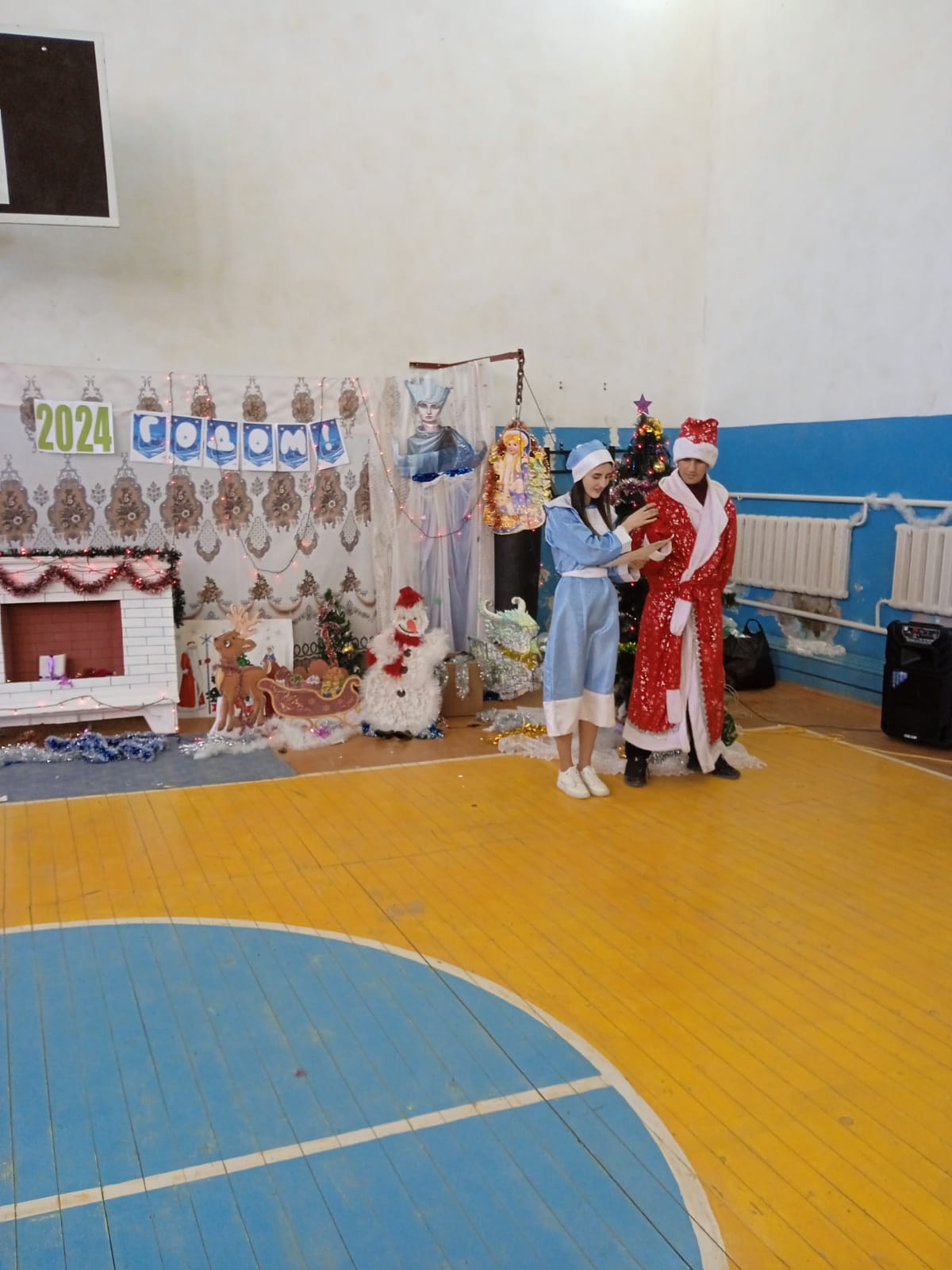 новогодний праздник.